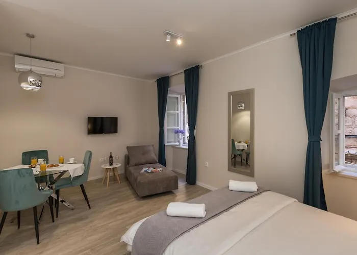 Apartments Urbis